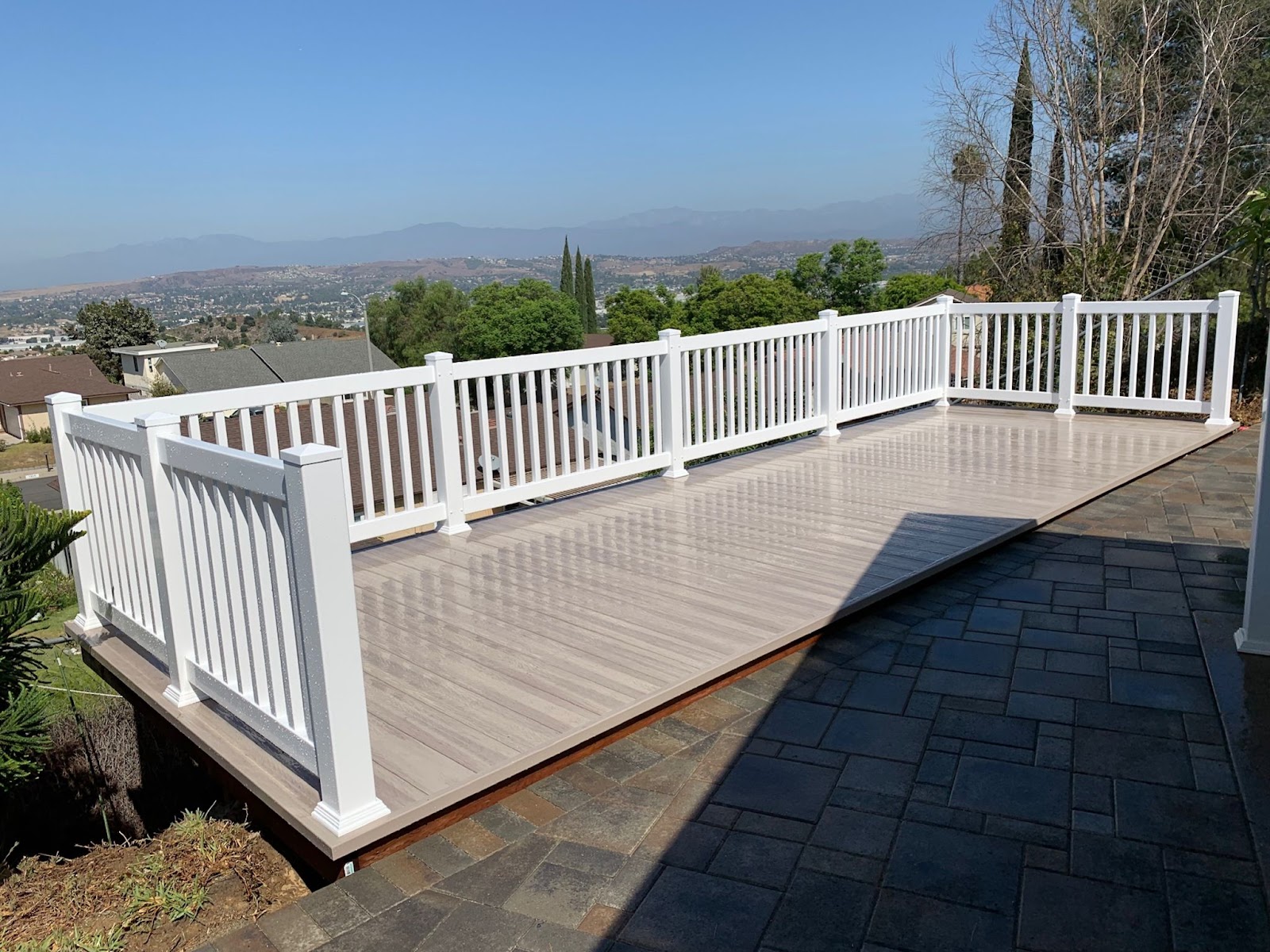 Radiant Vinyl Deck Rail