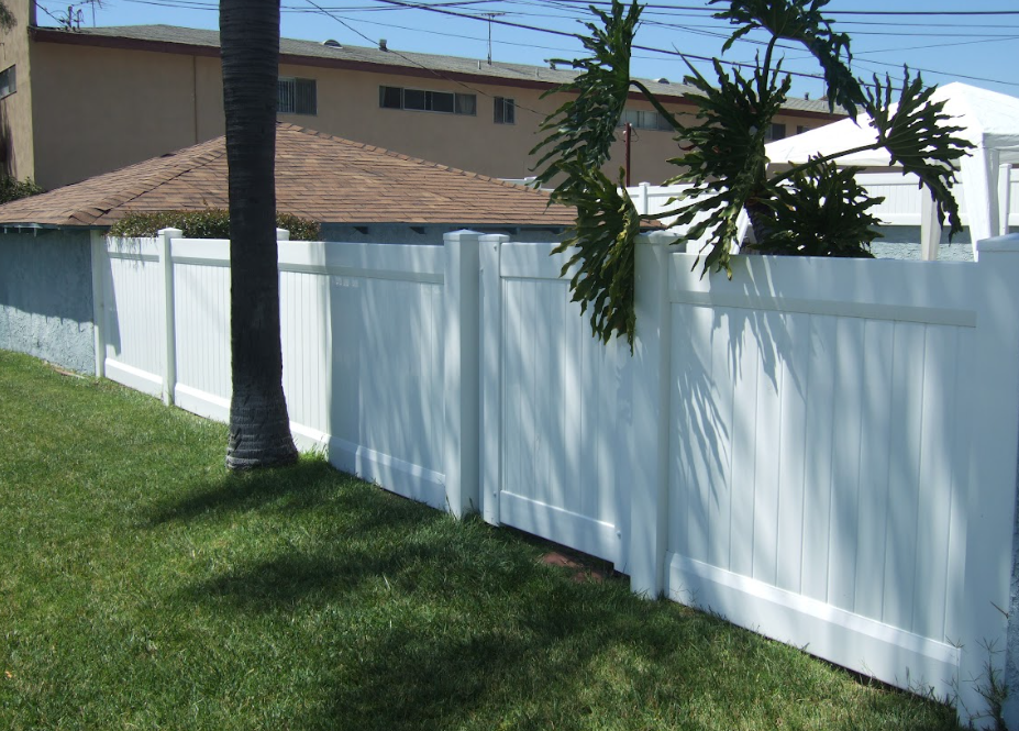 superior vinyl fence benefits