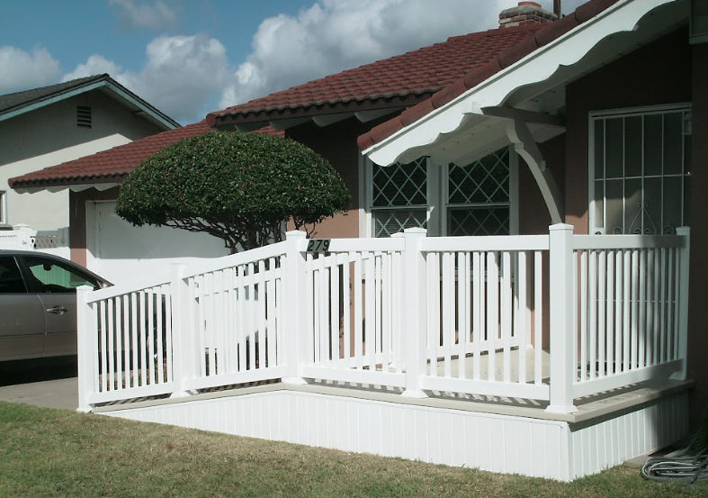 high-quality vinyl porch railings