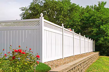 vinyl fencing